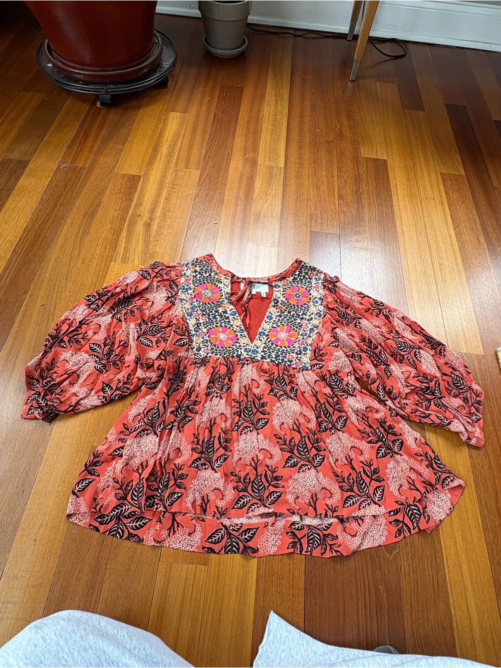 Ba&sh Coral Floral Boho Peasant Top, size small